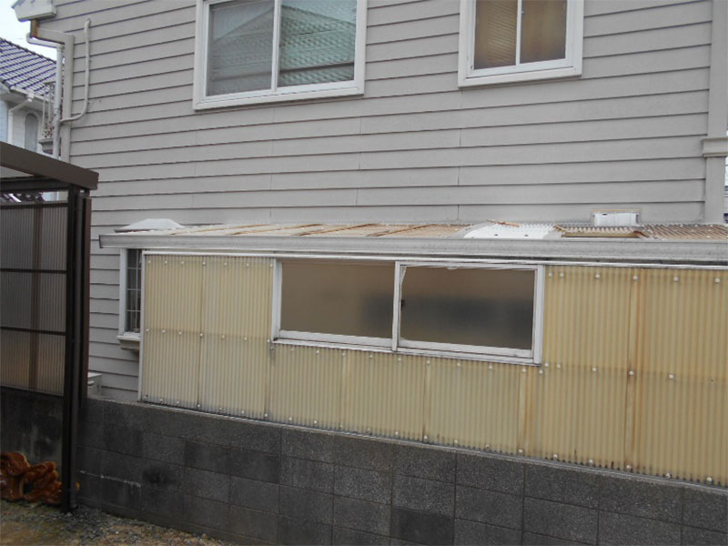 ★ストックヤード波板張替え工事!!