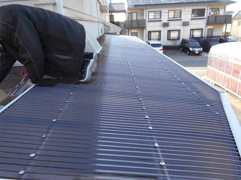 ★ストックヤード波板張替え工事!!