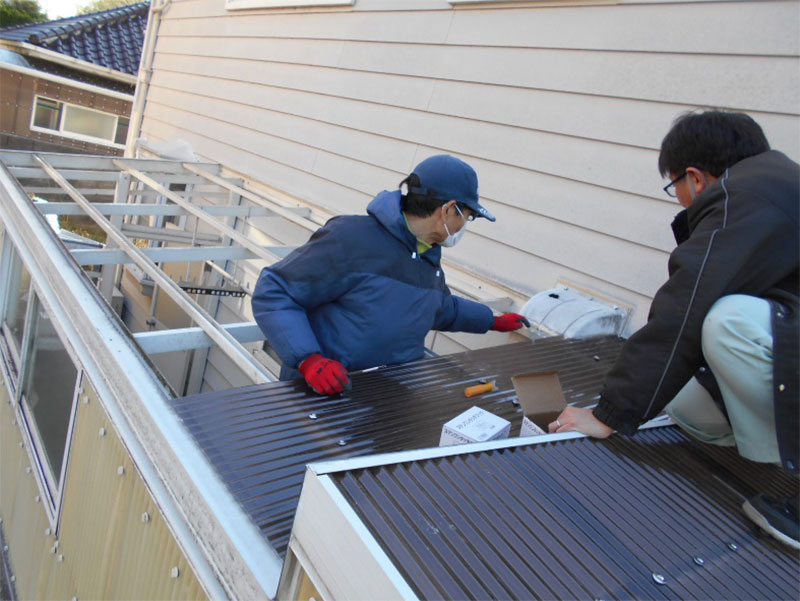 ★ストックヤード波板張替え工事!!