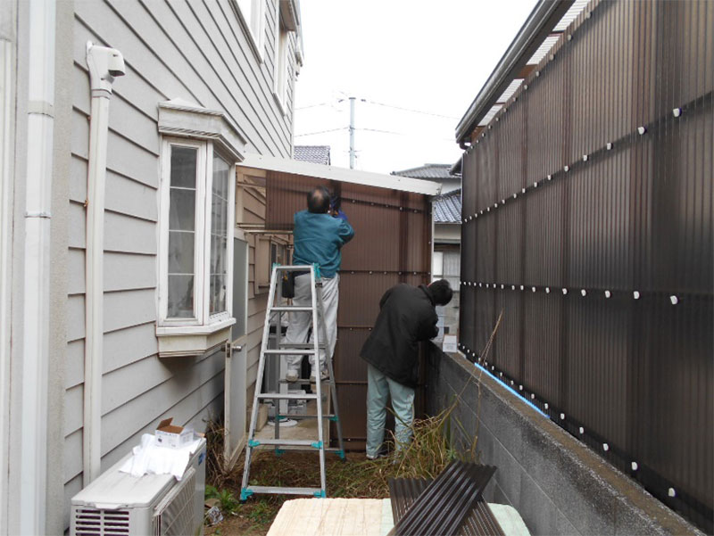 ★ストックヤード波板張替え工事!!