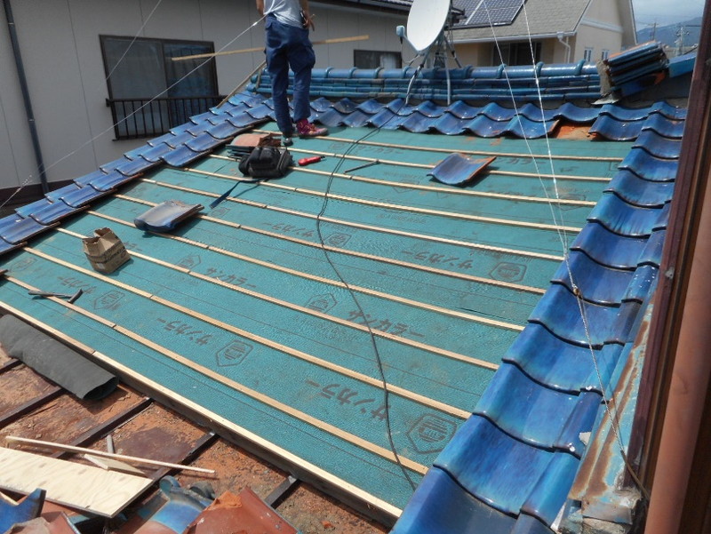 屋根の改修工事！！
