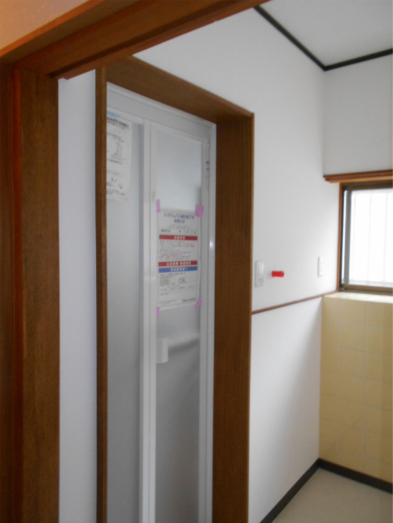 内装をし、浴室の入り口廻りの完成です！！