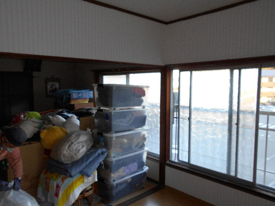 壁廻りのクロスを全て張替えました!!