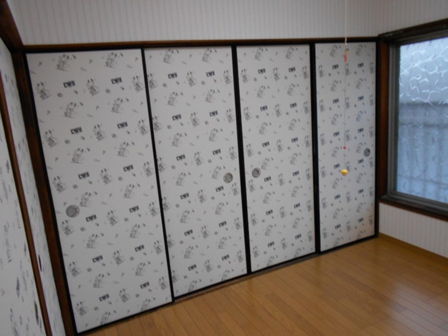 間仕切りの襖収めが完了しました!!