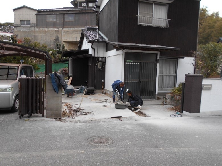 花壇部分も解体します!!