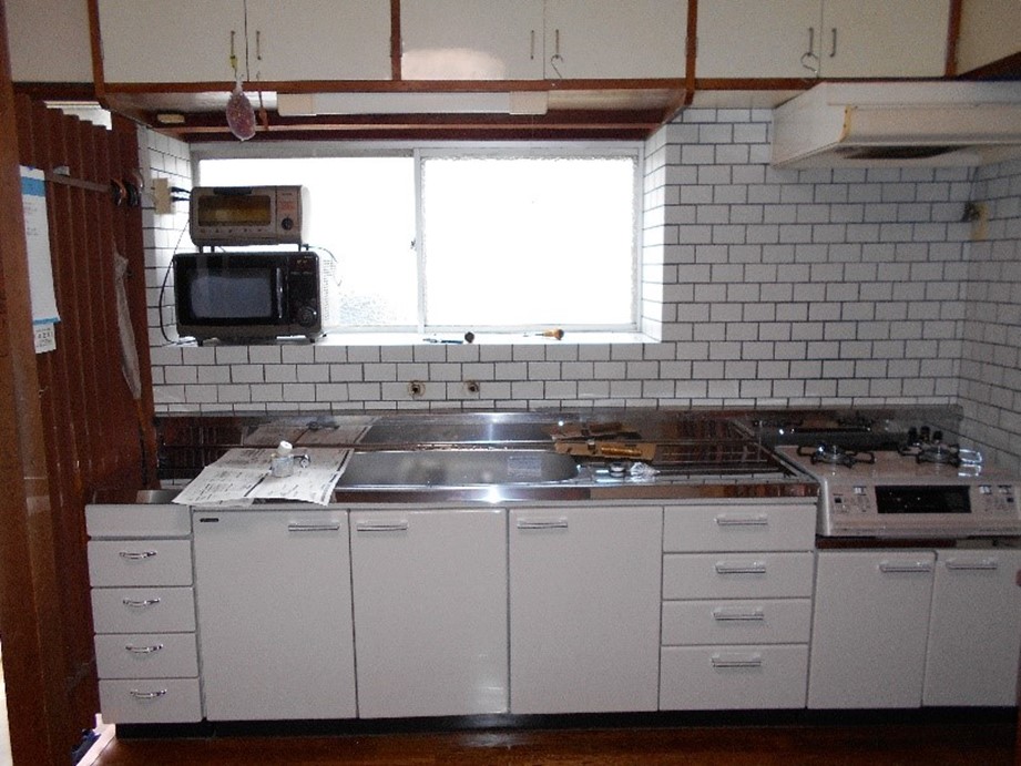 ガスコンロまでの組付けが完了しました!!