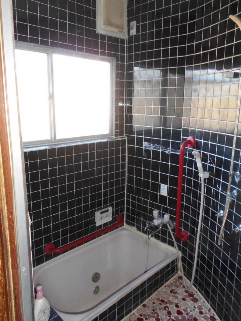 ビフォー！！(一般的な浴室)