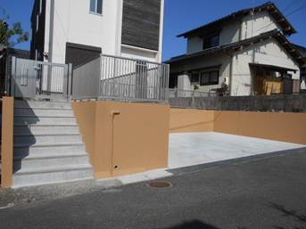 側面の塗装が完了しました！！